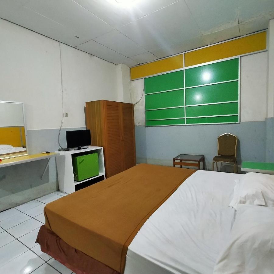 Hotel Nirwana Ternate Redpartner エクステリア 写真
