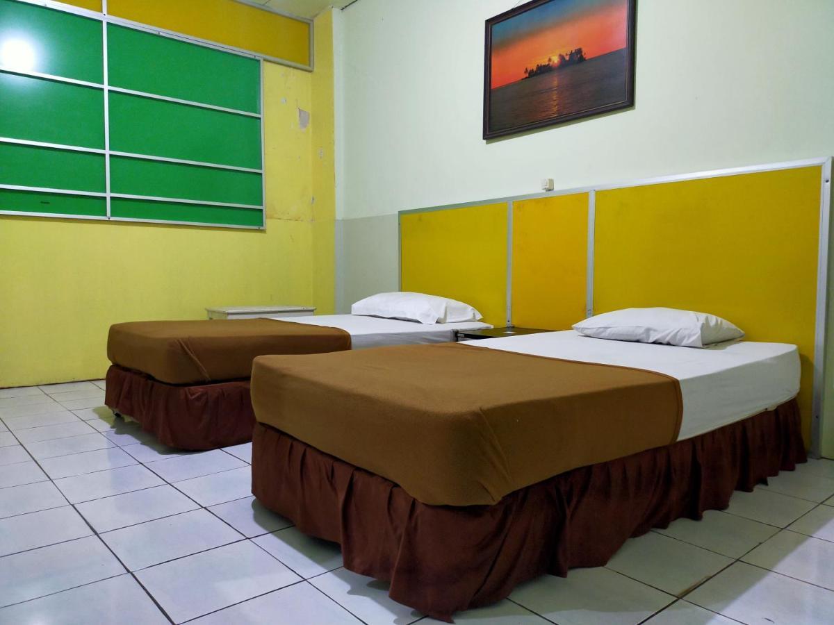 Hotel Nirwana Ternate Redpartner エクステリア 写真
