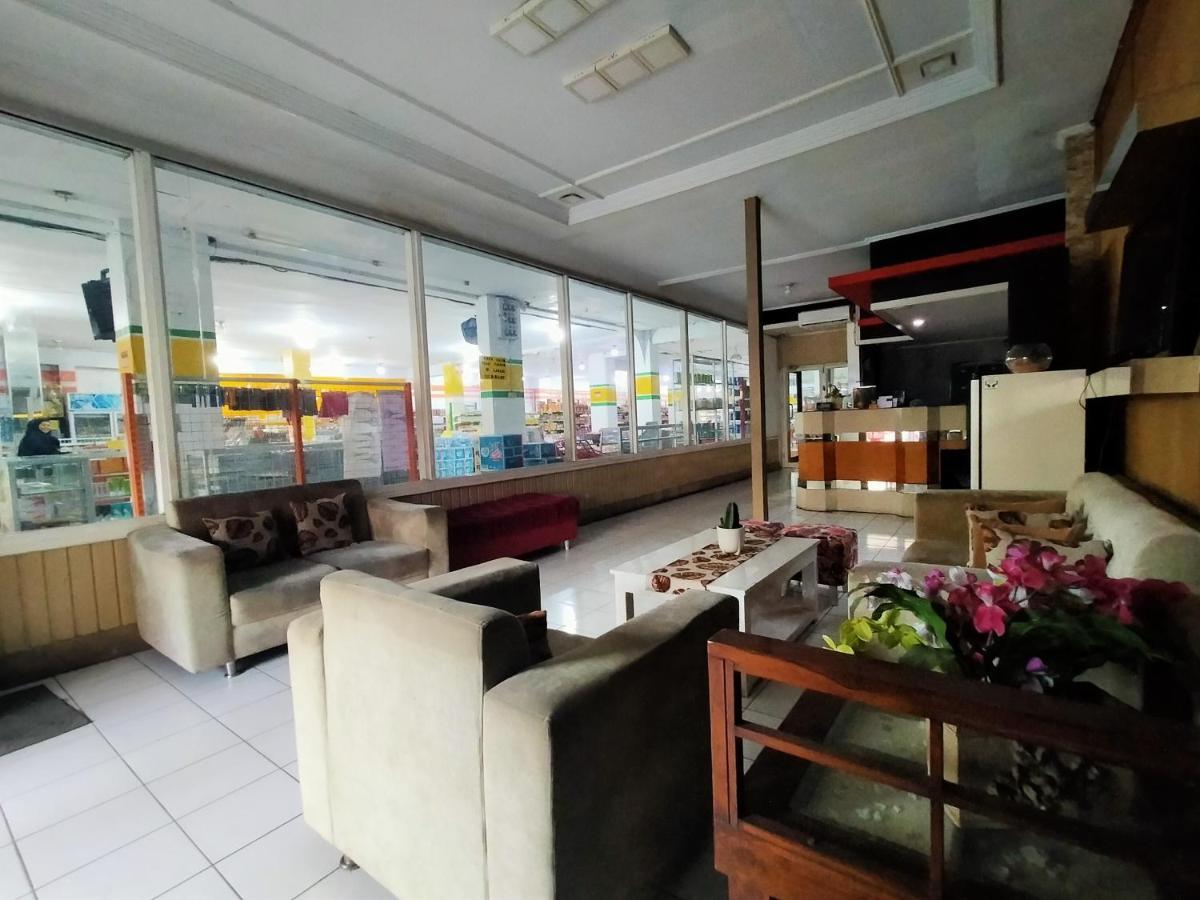 Hotel Nirwana Ternate Redpartner エクステリア 写真