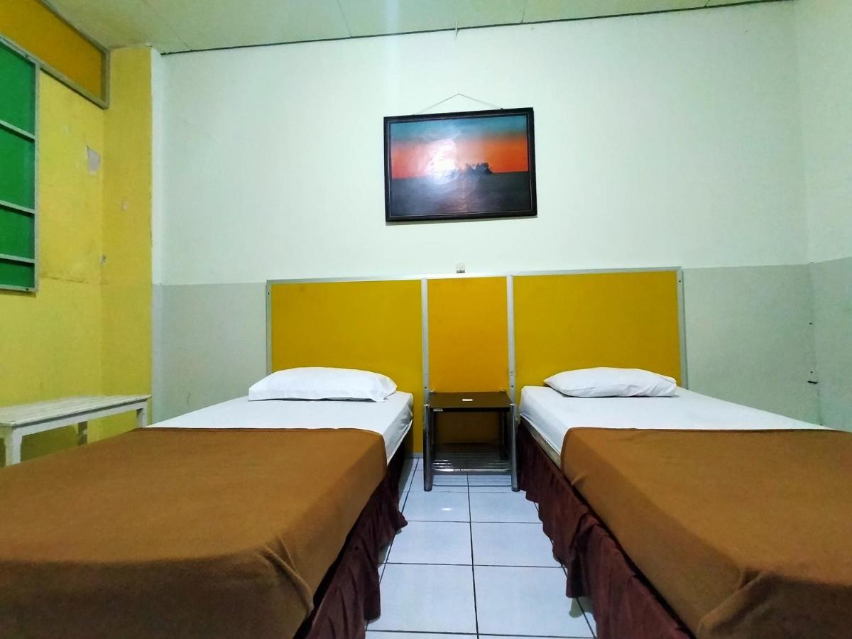 Hotel Nirwana Ternate Redpartner エクステリア 写真