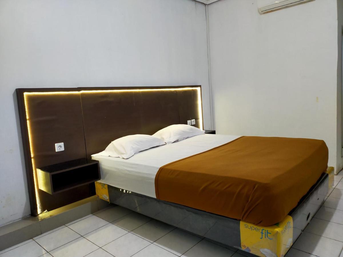 Hotel Nirwana Ternate Redpartner エクステリア 写真